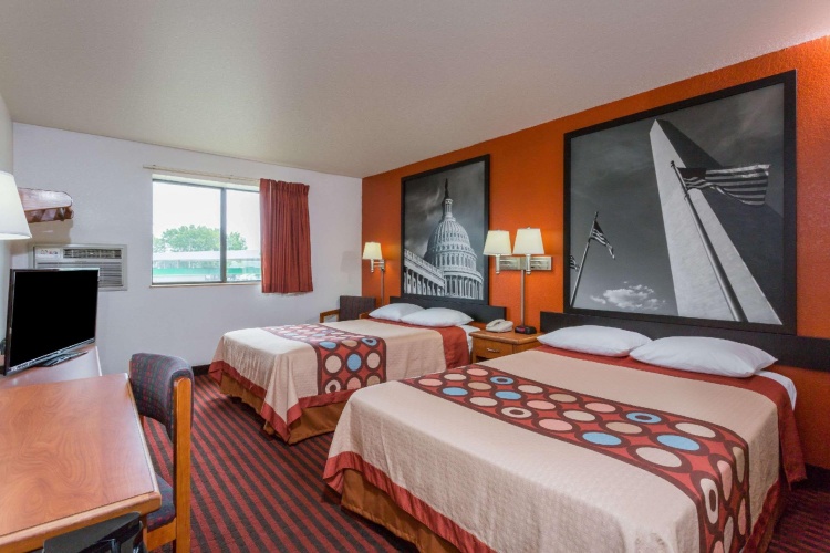 Standard Quadruple room