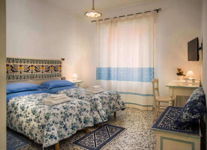Standard Double room with balcony and with view