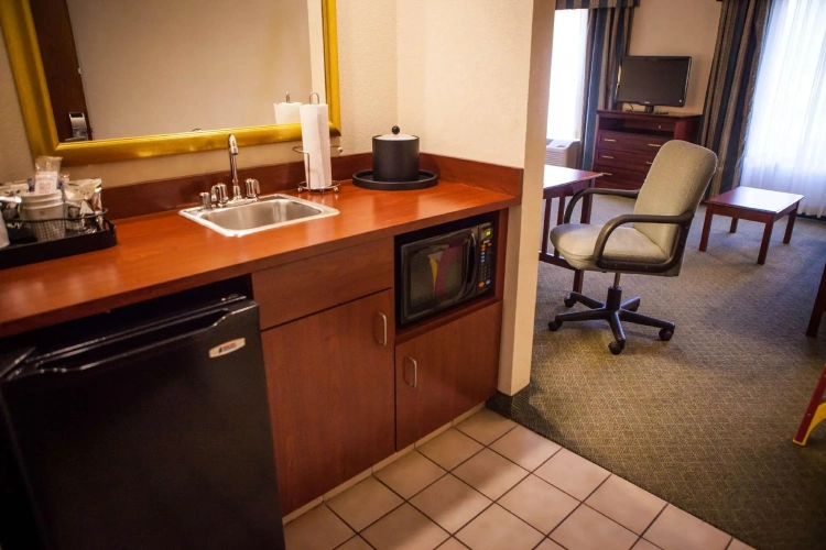 Quadruple Suite