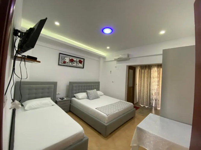 Eraldo Brahimi Apartaments
