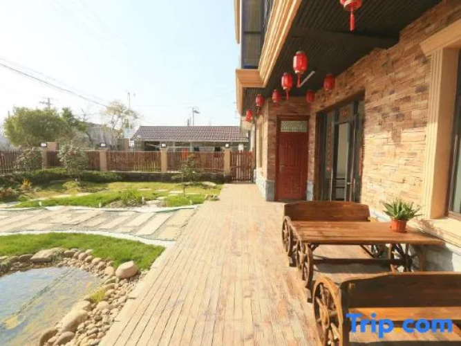 Ruyi Xiaoyuan Hostel