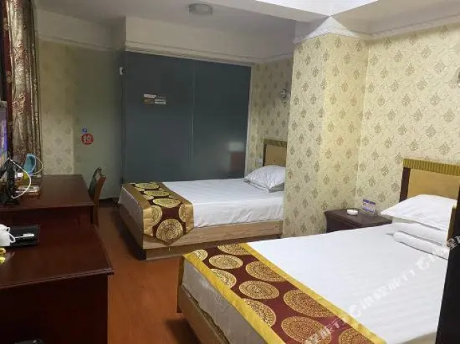 Chuanhui Business Hotel