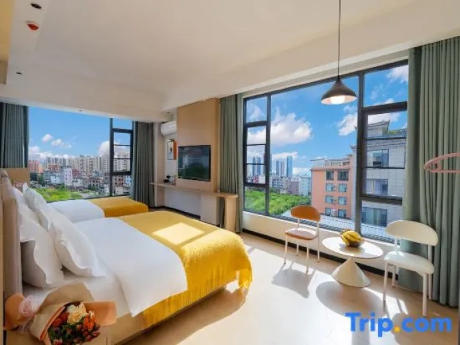 Standard Family room with city view