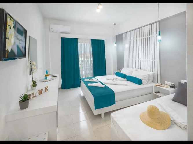 Superior Triple room