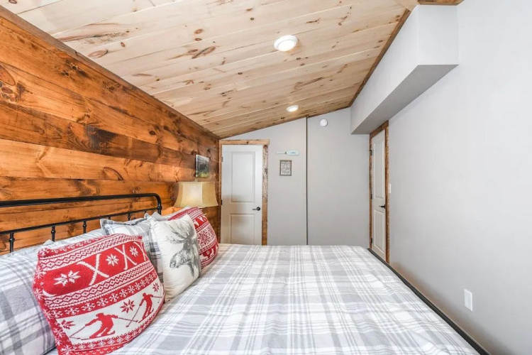 Kare Bear Cabin by Taylor Made Deep Creek