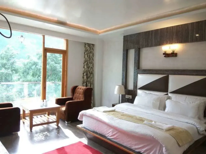 Hotel Manali Grand