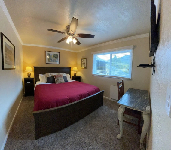 Sierra Woods Lodge