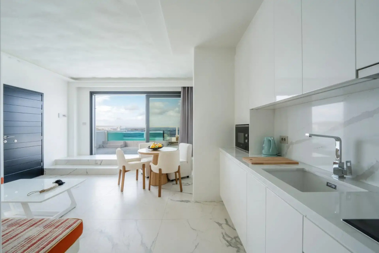 Numi Suites