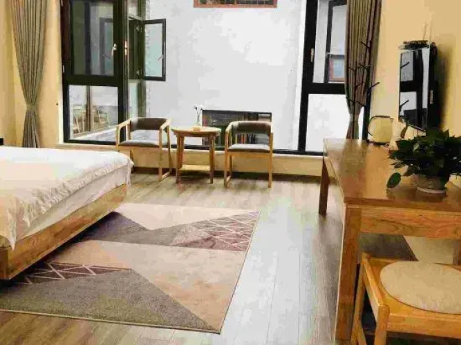 Pengzhou Longmen Four Seasons Homestay