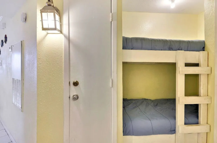 Ahoy Mateys 1 Br condo by RedAwning