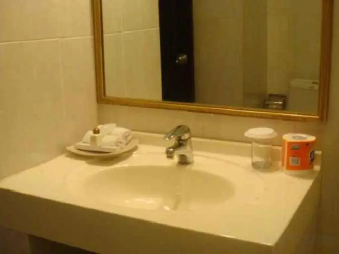 Crown Hotel