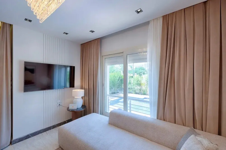 Vesta - Luxury Villa - 3BR - CFC I