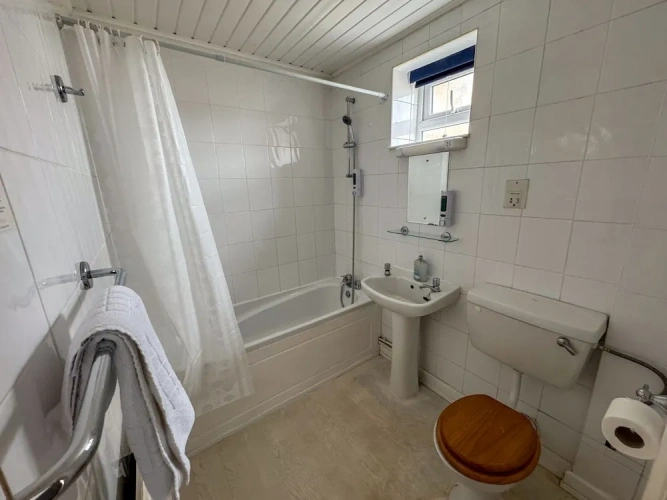 Economy Twin room