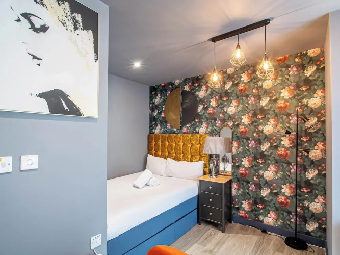 Bright and Spacious Studio in Sheffield Centre