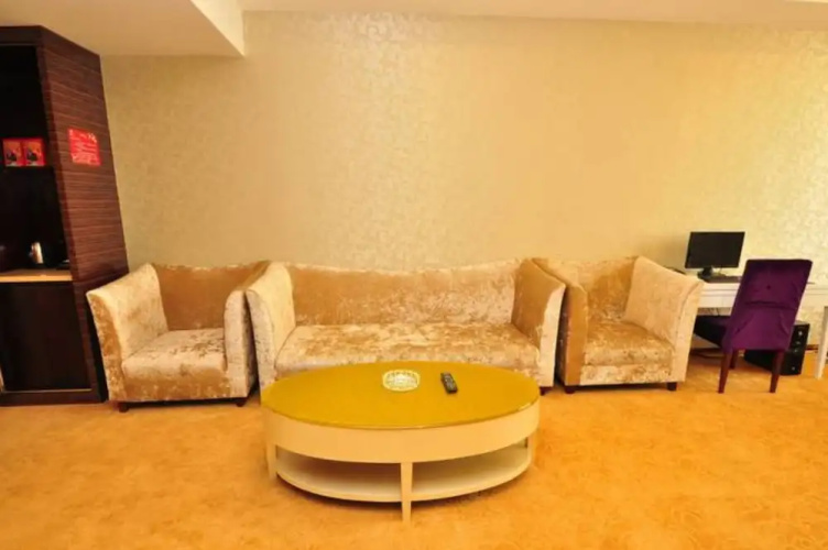 Karen Hotel