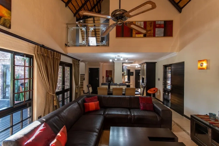 Standard Chalet
