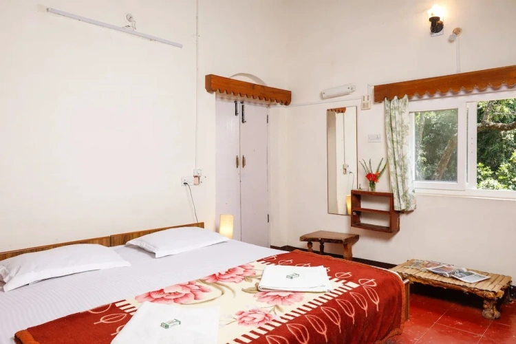 Economy Double Cottage