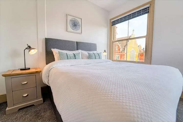 Host Stay Upper Tything Apartment