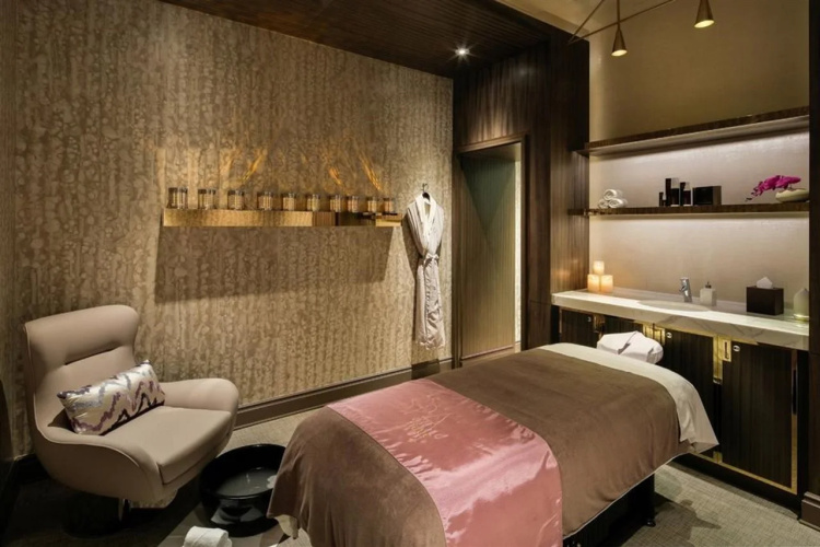The Parisian Macao