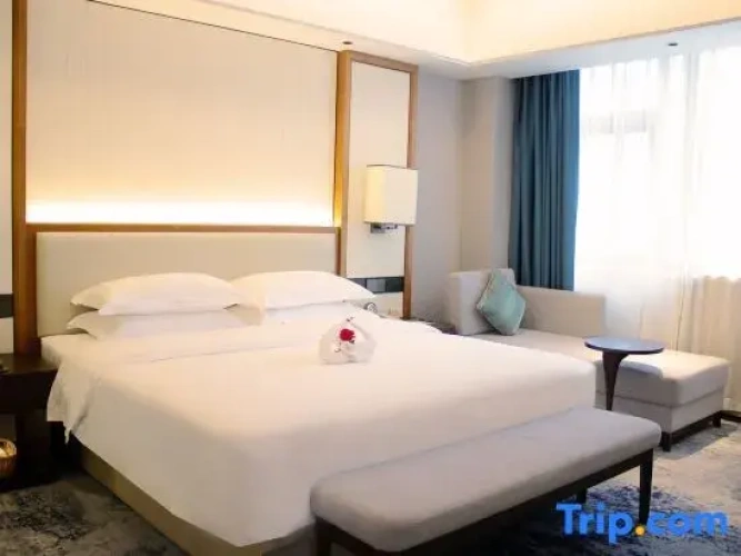 Deluxe Double Suite