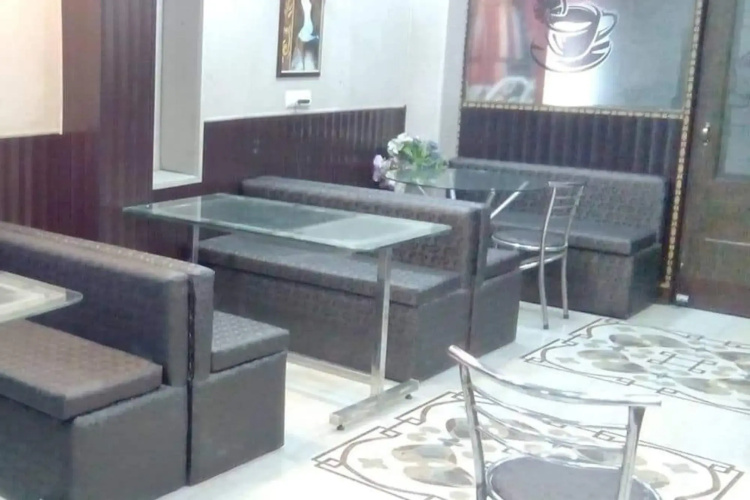 Hotel Shree G inn