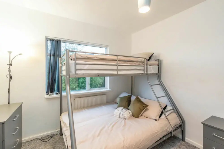 Beautiful 3-bed House in Bristol