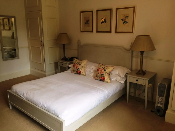 Weston Manor Hotel