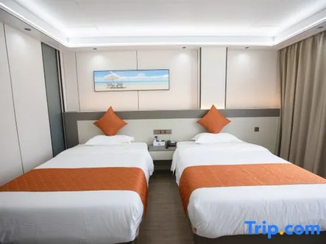 Standard Twin room with sea view