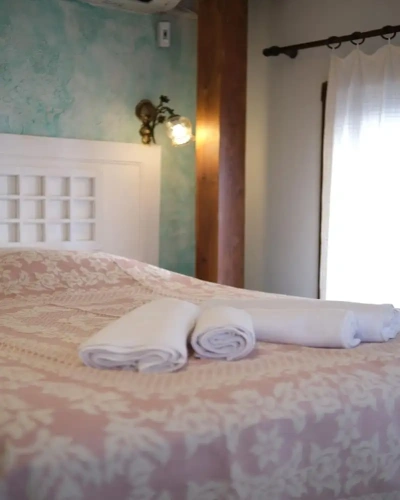 Deluxe Suite with partial sea view
