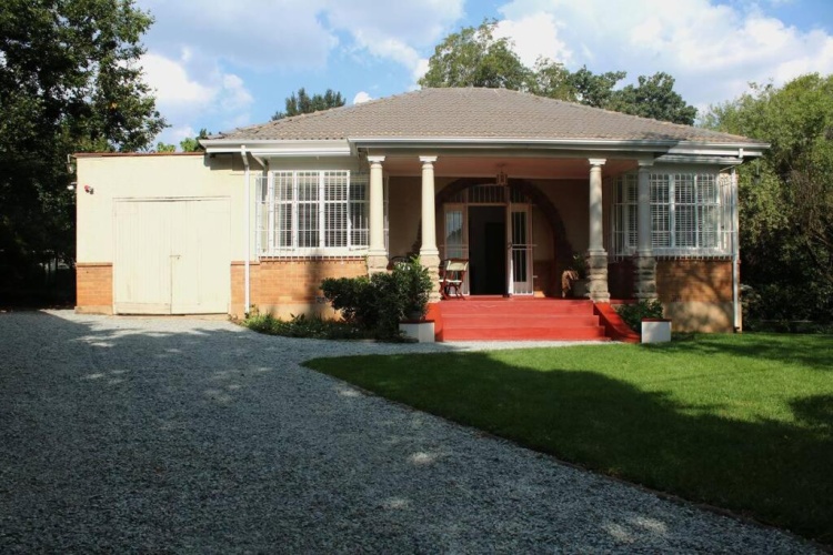 2 Bedrooms Cottage