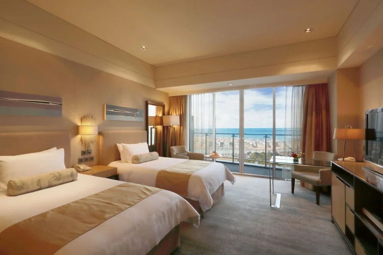 Deluxe Twin room with balcony and with sea view