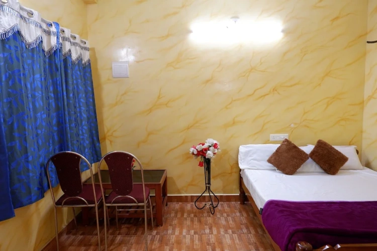 Economy room