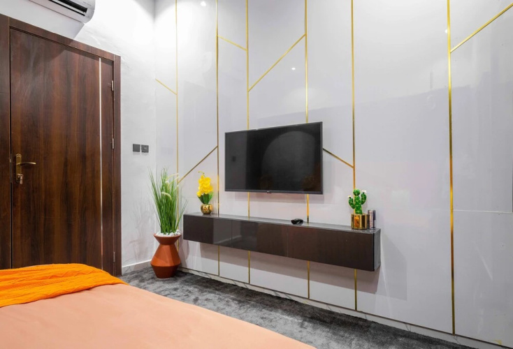 Jayjay Homes And Apartment