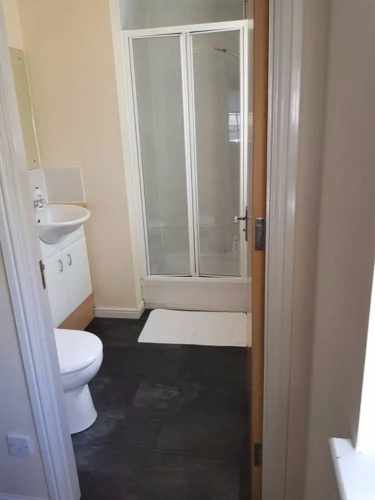 2 Bedroom Apartment With Parking