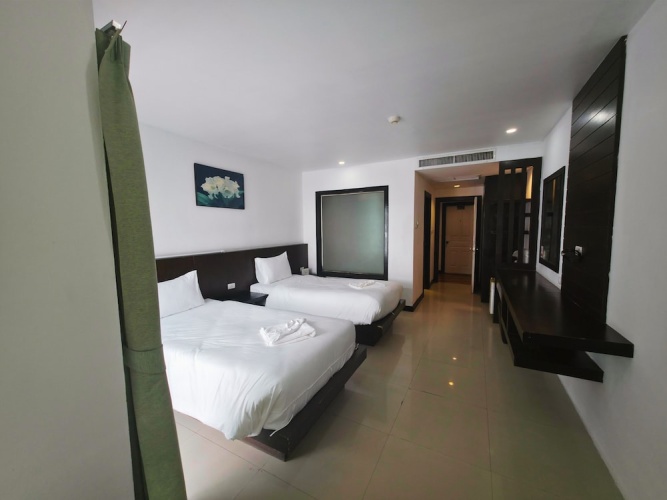Superior Twin room with balcony