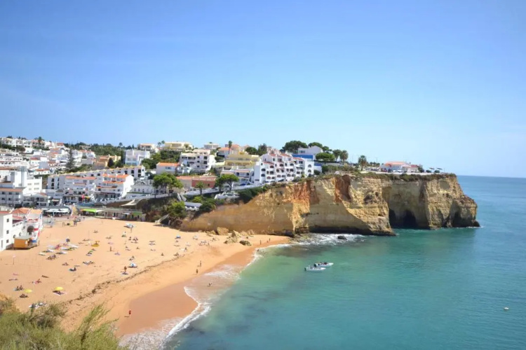 Apartamento T1 Centro de Carvoeiro