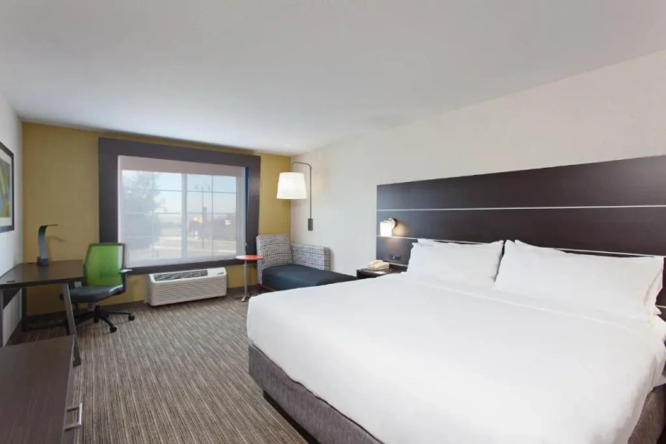1 Bedroom Double Suite