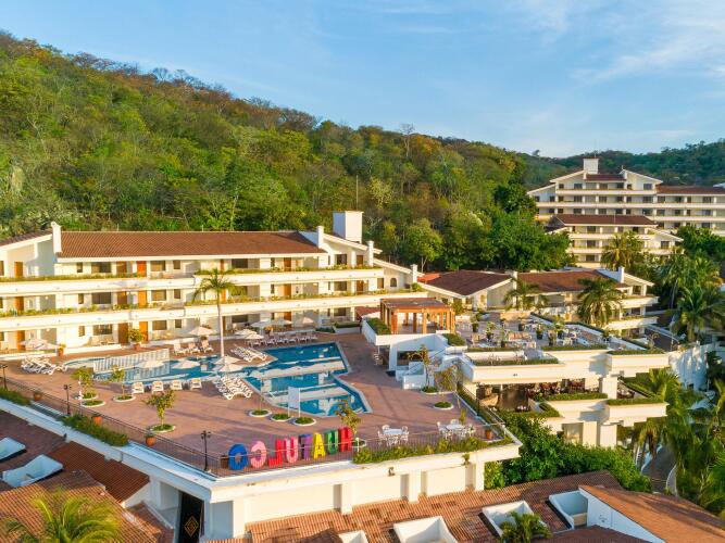 Imagen de Park Royal Beach Huatulco – All Inclusive