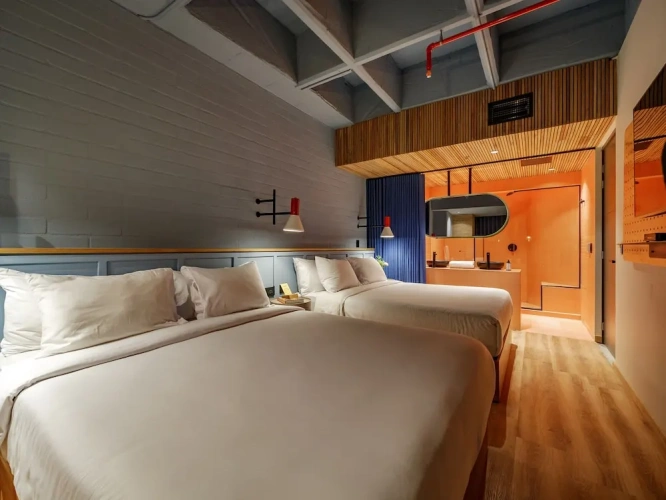 Quadruple Suite