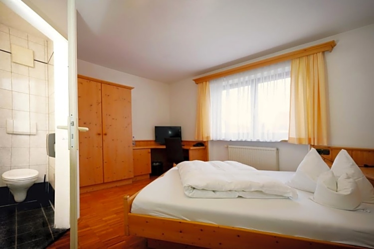 Standard Double Family room