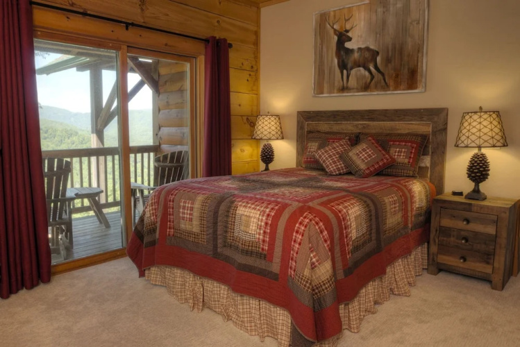 Lazy Bear Lodge