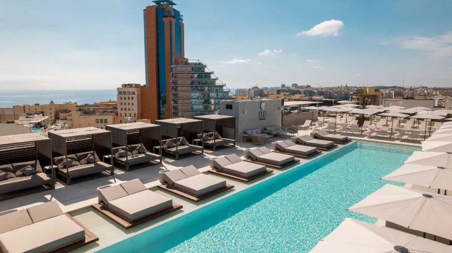 Empire Studio Apartments