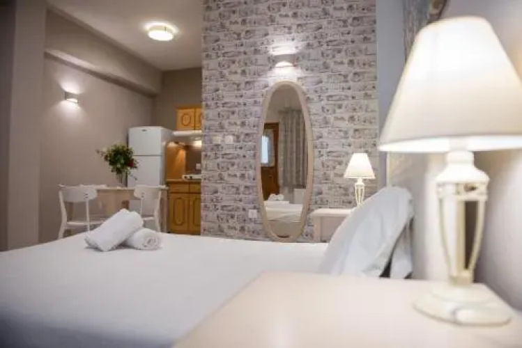 Aloni Studios & Apartments