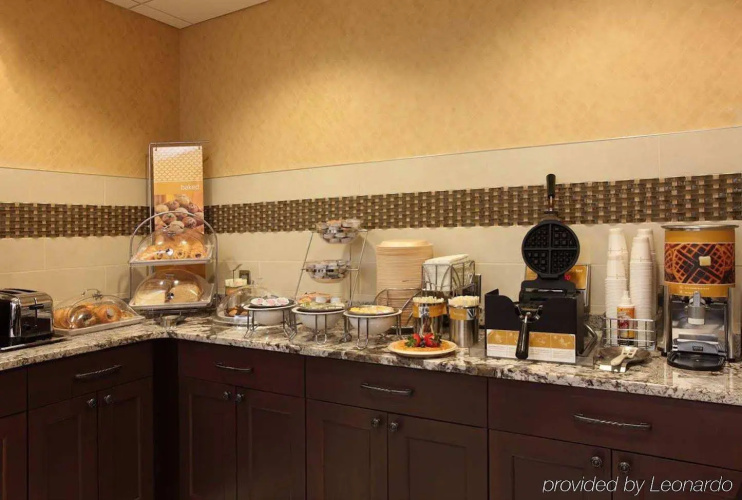 Hampton Inn Atlanta NW Cumberland photo 25