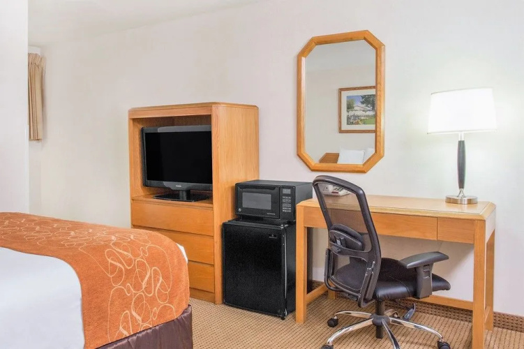 Days Inn Marquette