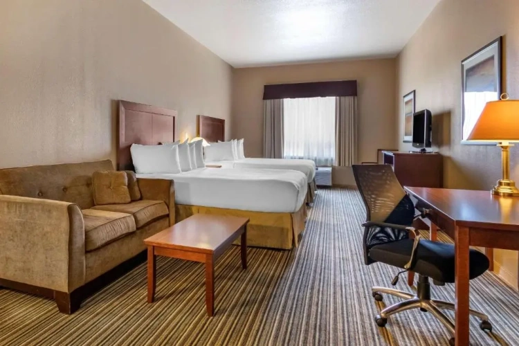 Deluxe Quadruple room