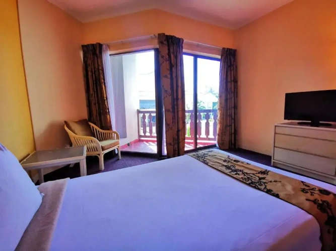 Standard Twin room with sea view