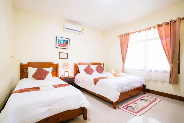2 Bedrooms Cottage