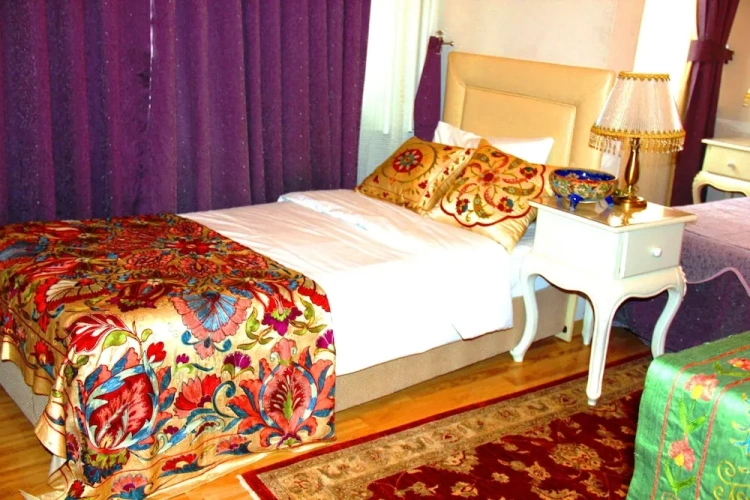 Triple Suite with garden view