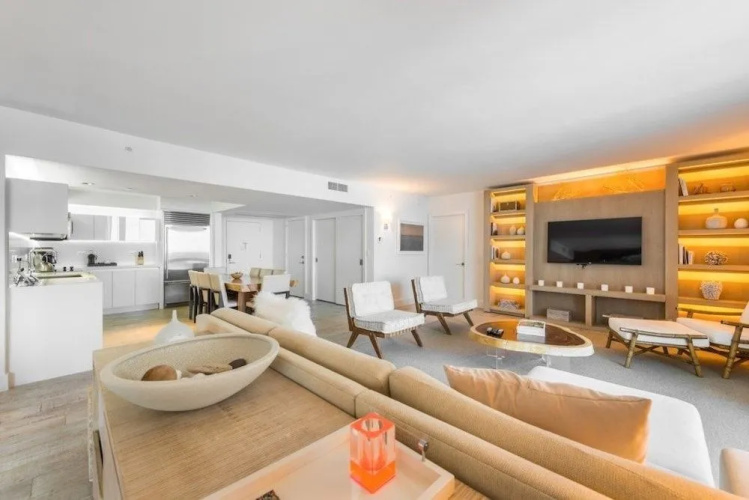 24th Street House #90370